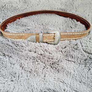 67 Ariat gemstone leather belt